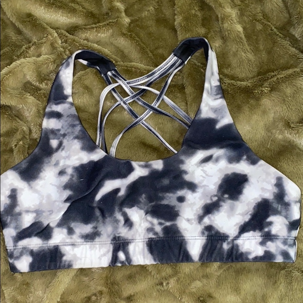 Stormy Print Sports Bra⛈🌪
